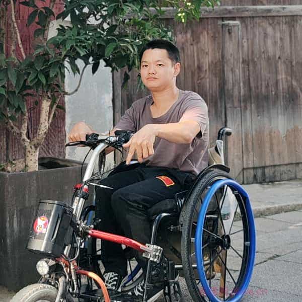 33岁岁湖北单身帅哥 - 陵水吉缘网